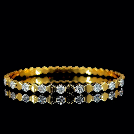 VVS  Moissanite Bee Motif Bracelet