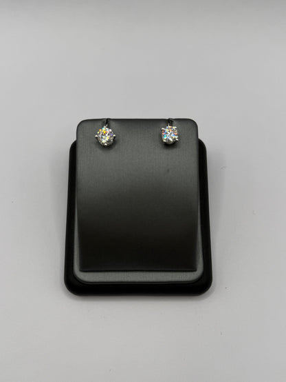VVS Moissanite Round Stud Earrings